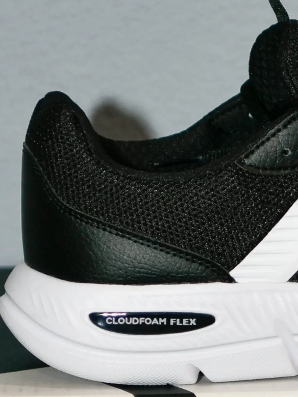 Men's Cloudfoam Flex Sneaker,adidas, bLACK/wHITE STRIPES
